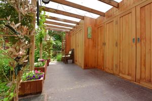 Photo 17- click for photo gallery